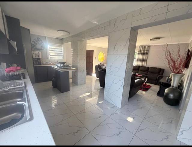 3 BEDROOM HOUSE FOR SALE IN MINNEBRONNE